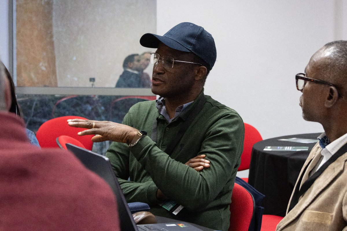 ges_consult's tweet photo. Louise Bright (Pro Vice-Chancellor @UniSouthWales), Chris Rees(representing Meteomatics), @AuduBolaji (@UniSouthWales, PGR student community), Ken Moon (SPAD to Heledd Fychan MS from Plaid)
We're grateful for your engagement and enthusiasm. https://t.co/ReGIctpVIV