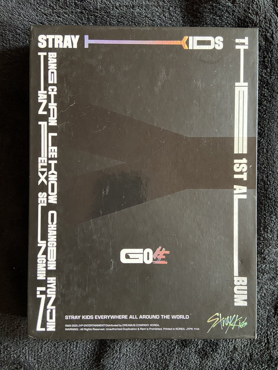 straycarts's tweet image. #straycarts_sells 

stray kids go live limited album

- unsealed ; see pics for inclusions
           ⤷ 320 + lsf

mod : jnt  
mop : gcash / maya 

🏷 wts lfb stray kids skz go live limited bangchan lee know changbin hyunjin han jisung felix seungmin i.n ph
