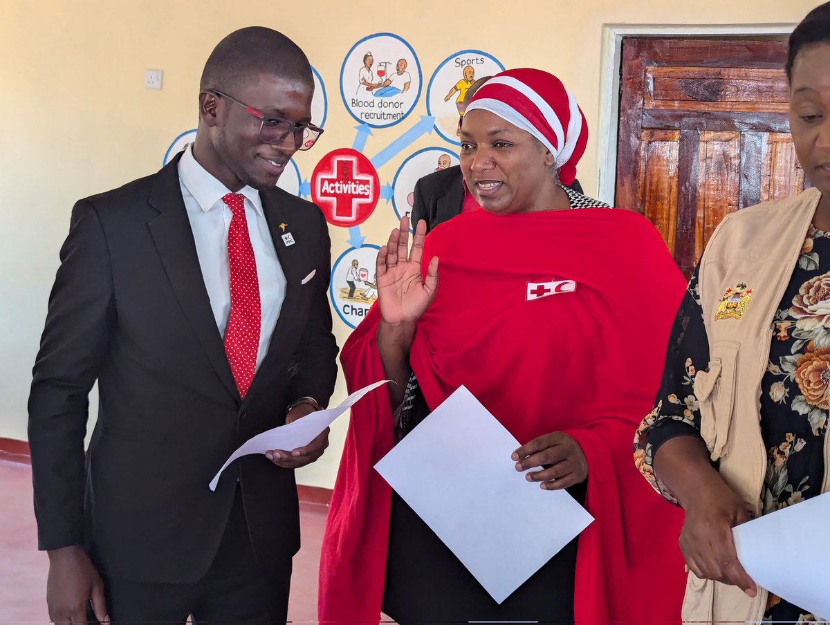 I’m excited to witness the newly constructed Youth center become a beacon of hope for over 5,000 youth in #Mchinji #Malawi. The Youth House will provide essential training in DRM, IGA's, Sexual and Reproductive Health Rights (SRHR), and more. <a href="/Daphne36130461/">Daphne</a> <a href="/sfrancis16/">Shereen</a> <a href="/ifrc/">IFRC</a>