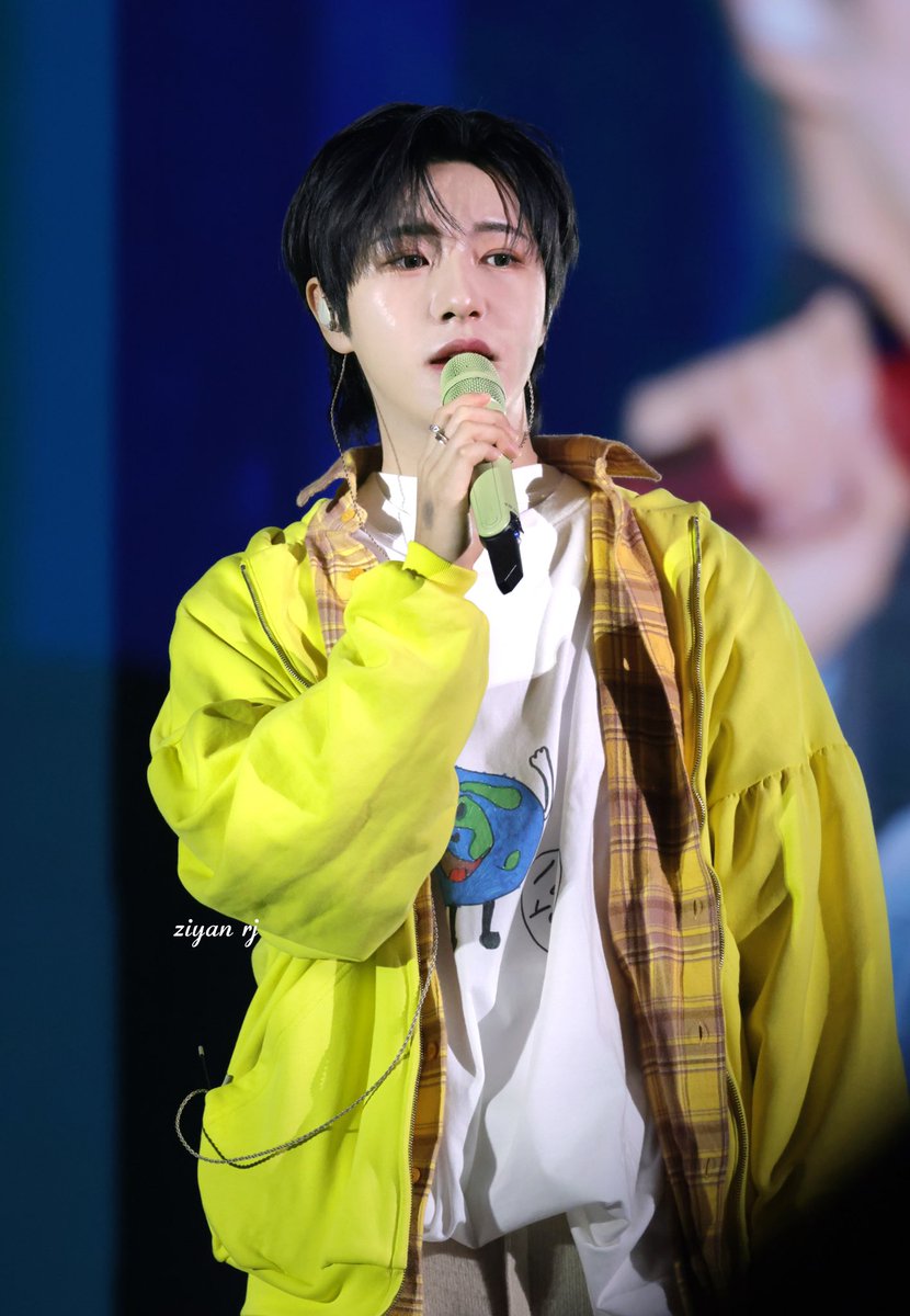 Pinkiziii tweet media