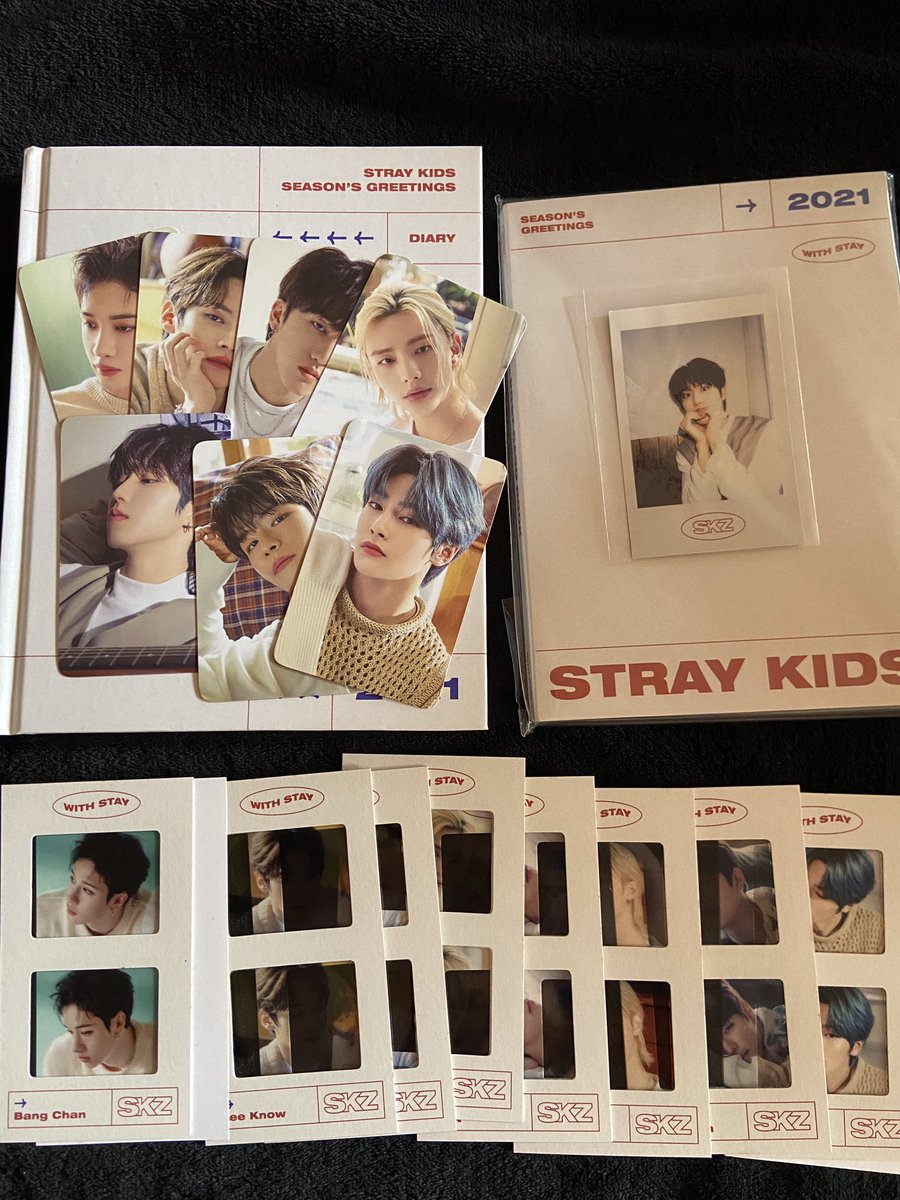 straycarts's tweet image. #straycarts_sells 

stray kids 2021 season’s greetings

- unsealed ; see pics for inclusions
           ⤷ 2100 + lsf

++ levanter as freebie

mod : jnt  
mop : gcash / maya 

🏷 wts lfb stray kids skz sg bangchan lee know changbin hyunjin han jisung felix seungmin i.n ph