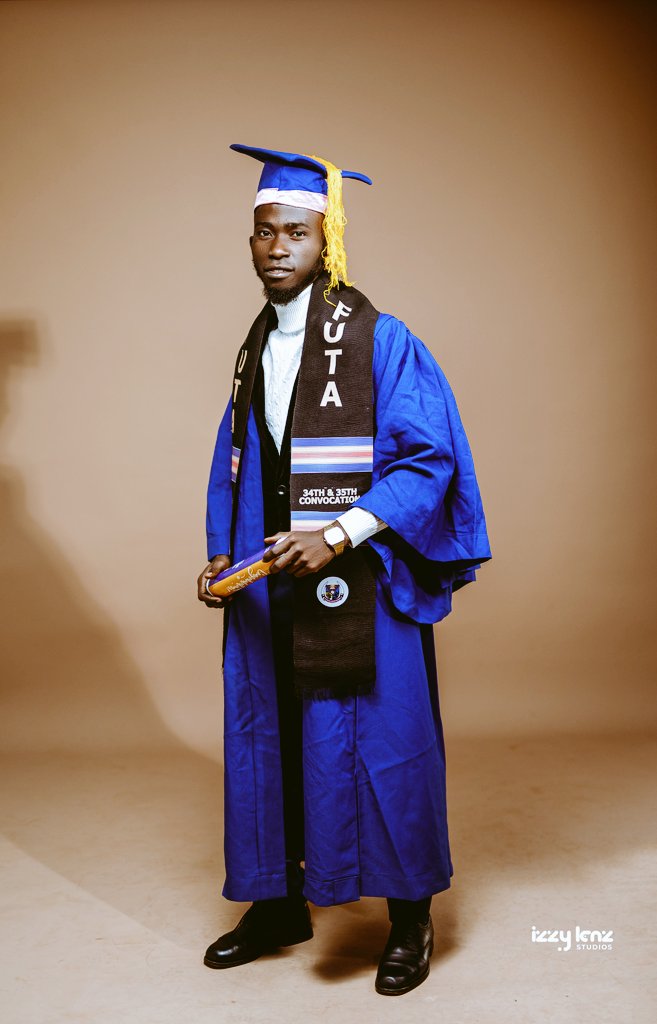 EmmySolves's tweet photo. Indeed, God did it🎉🏅 

https://t.co/V49CkJU4l1 Computer science(Cyber Security) 
Second Class Honours (Upper Division)
FUTA Class of '22 ❤️ 🎓 

@ClassInvicta #FUTAconvocation #futaclass22 https://t.co/VRNWa7wiCt