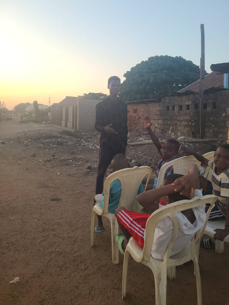 CDHI_NG's tweet photo. π CAP Empowering the Next Generation! π
Kudos to Joshua, our @CDHI_NG Campus Ambassador in Benue, for educating kids (8β14) on #GBV, their rights, consent, and reporting abuse. His impactful session fosters a safer future for all. πͺ
#capnaija #EndGBV #cdhing #YouthLeadership https://t.co/31rKKlkNqk