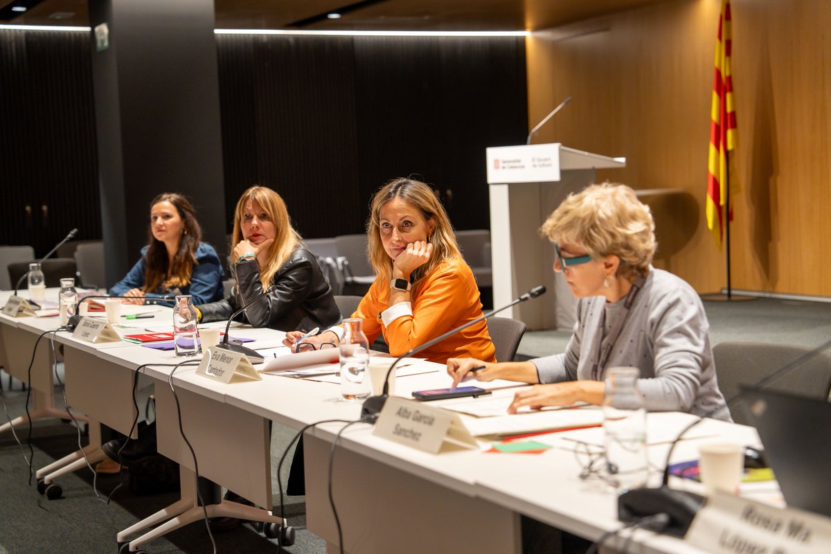 Institut Català de les Dones (@icdones) on Twitter photo El Consell Nacional de les Dones de Catalunya, òrgan consultiu de l’ICD amb més de 460 entitats, ha celebrat el seu 53 ple.
✏️ Els grups de treball han presentat les seves actuacions i s'han avançat detalls de la participació a la #CSW68 de l'ONU al març a Nova York. El Consell Nacional de les Dones de Catalunya, òrgan consultiu de l’ICD amb més de 460 entitats, ha celebrat el seu 53 ple.
✏️ Els grups de treball han presentat les seves actuacions i s'han avançat detalls de la participació a la #CSW68 de l'ONU al març a Nova York.