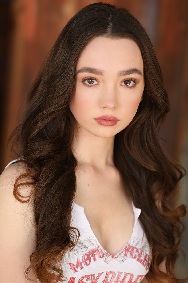 celebcrush4922's tweet photo. Happy Birthday Ruby Jay 🎂🎁
#HappyBirthday #Ruby #Jay #RubyJay https://t.co/F9qWF5lPqI