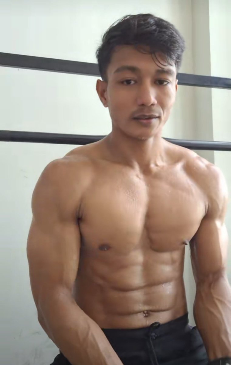 ForFun_Jog's tweet photo. Duh pengen mainin perutnya. Jilat2in pusernya. Hmmmm 💦🥵 https://t.co/PvYiReSBEB