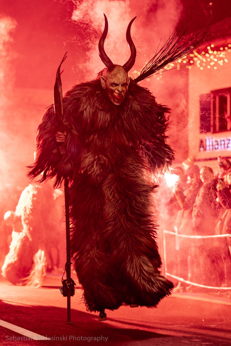 TAT holders. If you haven’t yet, go here and decompress the $KRAMPUS we sent you:

 famousfoxes.com/foxyshare/deco…

Krampusnacht (Krampus Night) is Dec. 5th