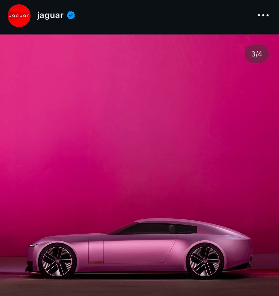 seamanist's tweet photo. Copy Nothing…
Just Copy Rolls Royce Spectre…

#jaguar @Jaguar  @JaguarTurkiye https://t.co/dV29jL0ARU