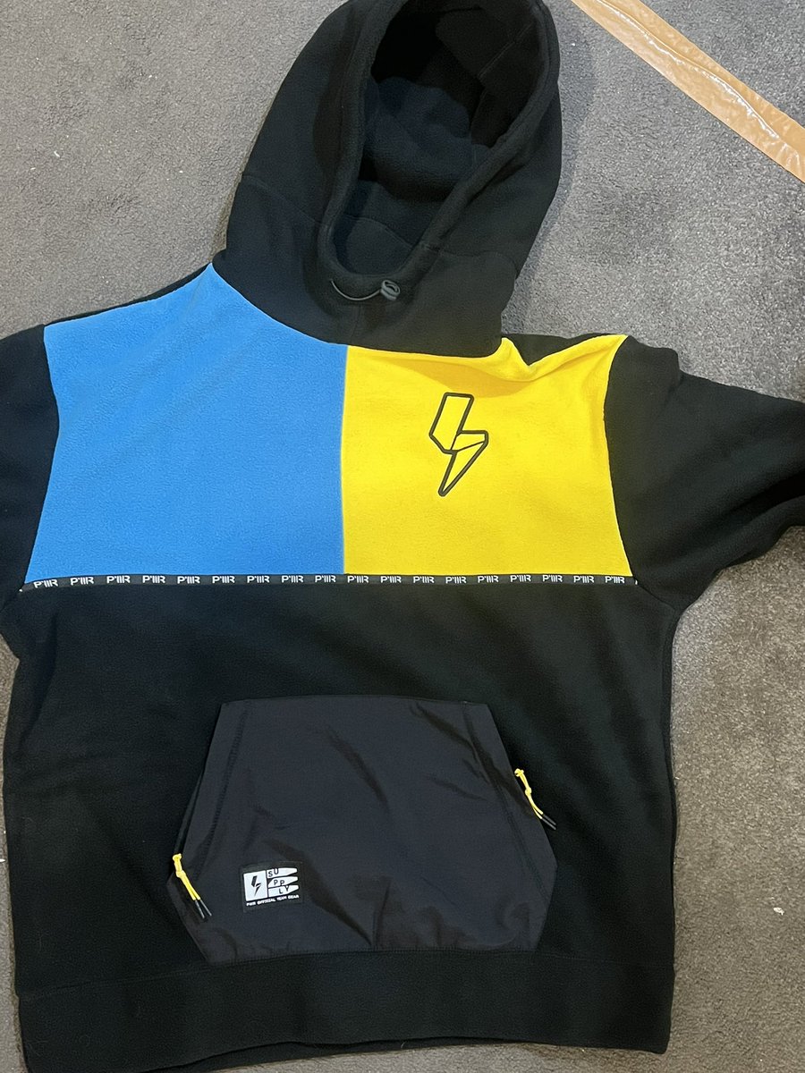 Hoodie came today! Excited to wear it in Winter!

<a href="/LachlanYT/">PWR Lachlan ⚡️</a> <a href="/TeamPWR/">PWR</a> <a href="/PWRSupply/">PWR Supply</a>
