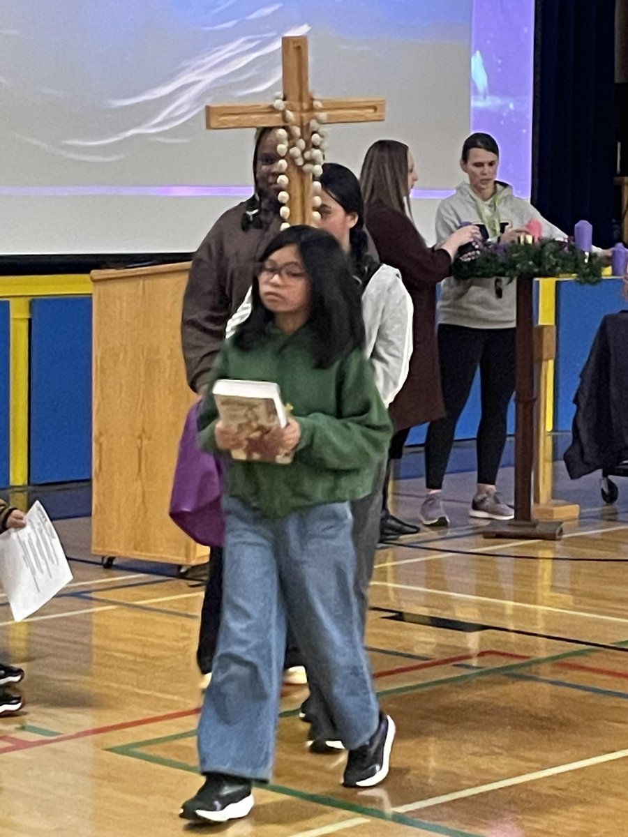 First week of Advent celebration brings us HOPE. A lovely observance today, lead by gr 4B and 7B. #ecsdfaithinspires
