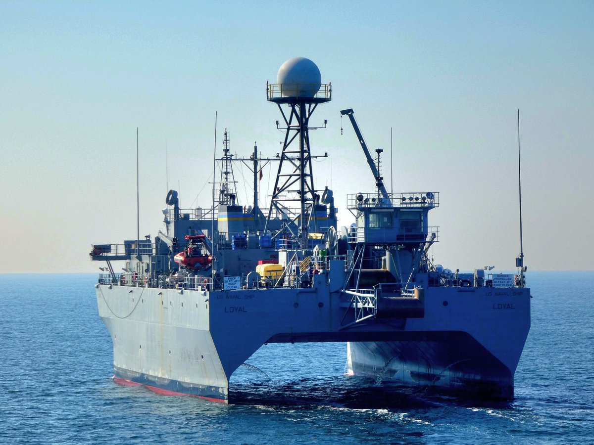 WarshipCam's tweet photo. USNS Loyal (T-AGOS-22) Victorious-class ocean surveillance vessel off of Yokosuka, Japan - December 3, 2024 #usnsloyal #tagos22
SRC: TW-@MICHIYAM https://t.co/0nEdPgu070