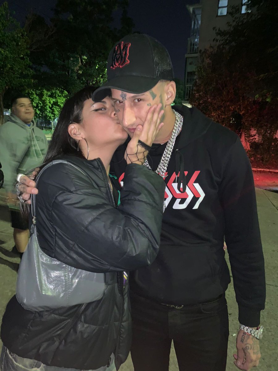 micafarass's tweet photo. t amo gordito😍 https://t.co/Hd3jjjVGEt