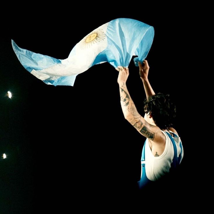 ͙֒ℳִֶָ ⁴⁴⁴ tweet media