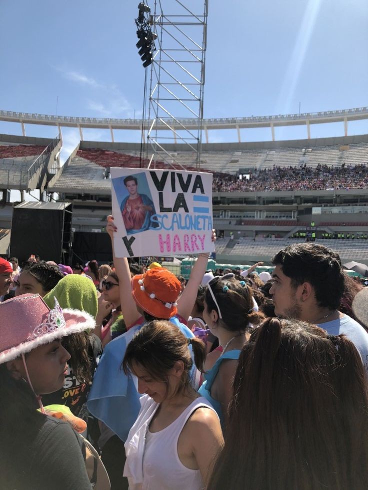 ͙֒ℳִֶָ ⁴⁴⁴ tweet media