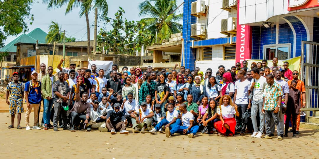 ABENI_K_Bernard's tweet photo. ✨ PyDay Togo 2024: Samedi 30 Nov 2024✨
C'était un évènement tech organisé pour discuter de langage de programmation Python, ces avantages et tout ce qu'il apporte pour le développement, etc..
@WassCodeur , @IAmedji ,@Bakugo90 
#PyConAfrica 2024, #PyDayTogo 2024

#TechProfessor https://t.co/ejvRTAWH3H