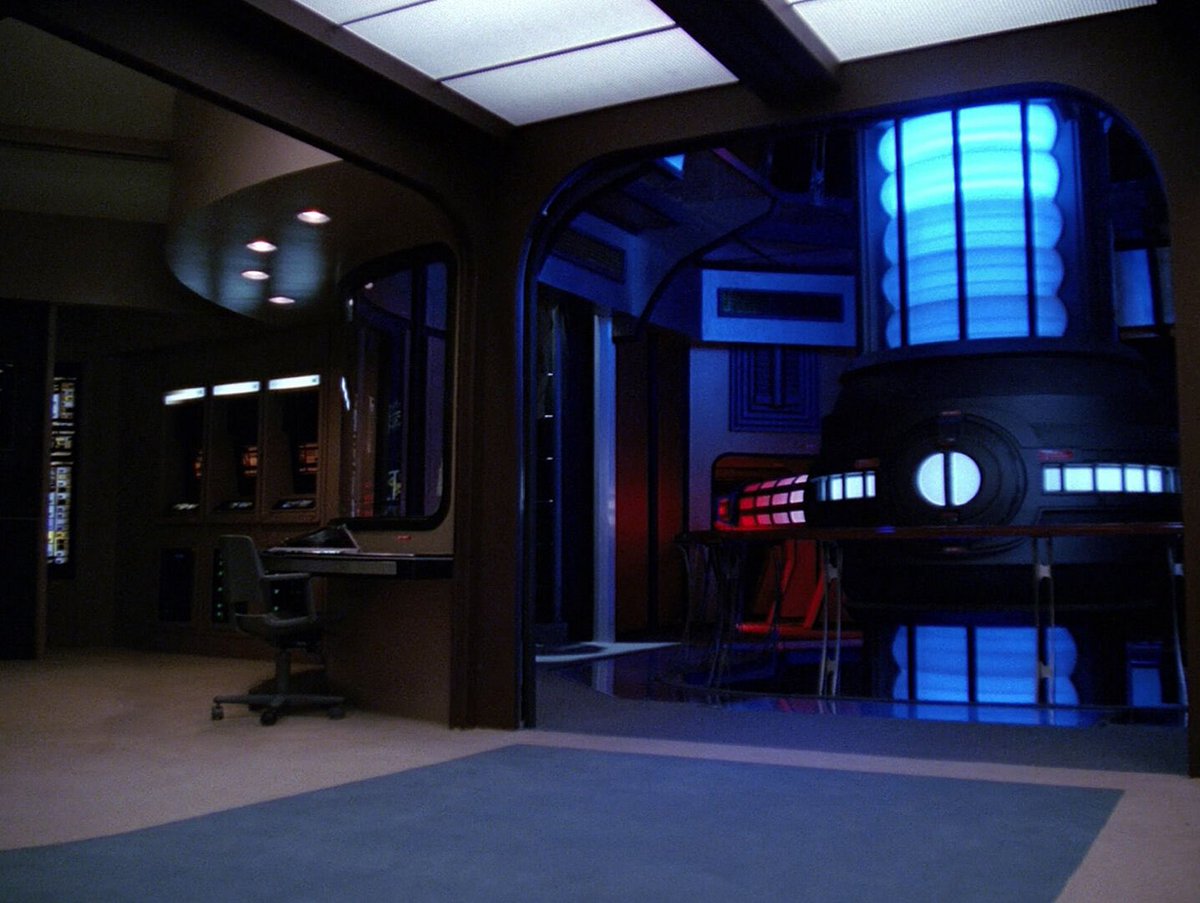 DAY 6️⃣1️⃣1️⃣ OF #HAIKU -

Main engineering
Regulating the systems
That maintain their lives

#STARTREKLEGACY #BELOUD🖖 
#StarTrekVoyager #StarTrekEnterprise #StarTrekLowerDecks #StarTrekTNG