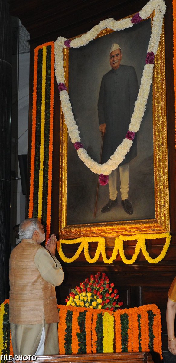 BJYM's tweet photo. भारत के प्रथम राष्ट्रपति और संविधान सभा के अध्यक्ष, भारत रत्न डॉ राजेंद्र प्रसाद की जयंती पर शत्-शत् नमन। https://t.co/qbXcx70wfR