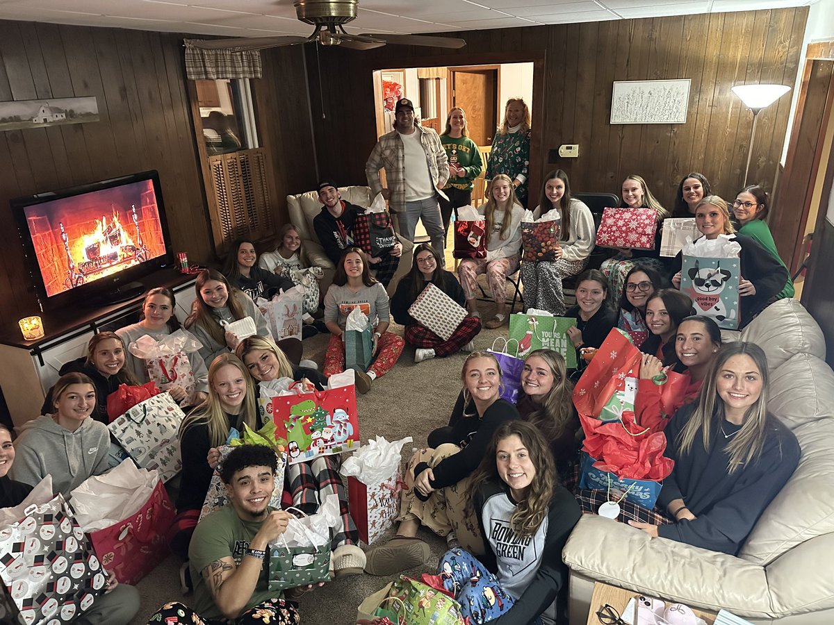 BGSU Softball tweet media