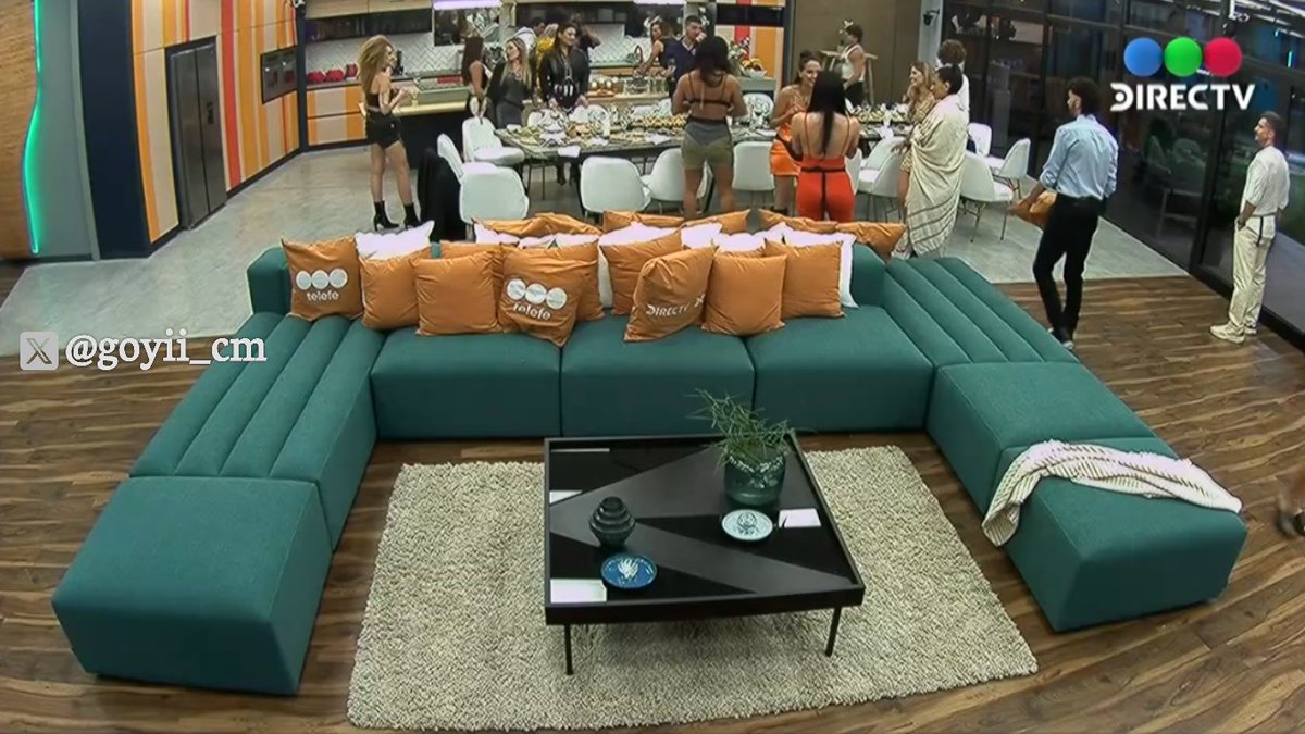 Lo horrible que es el nuevo sillón. jajaj
#GranHermano