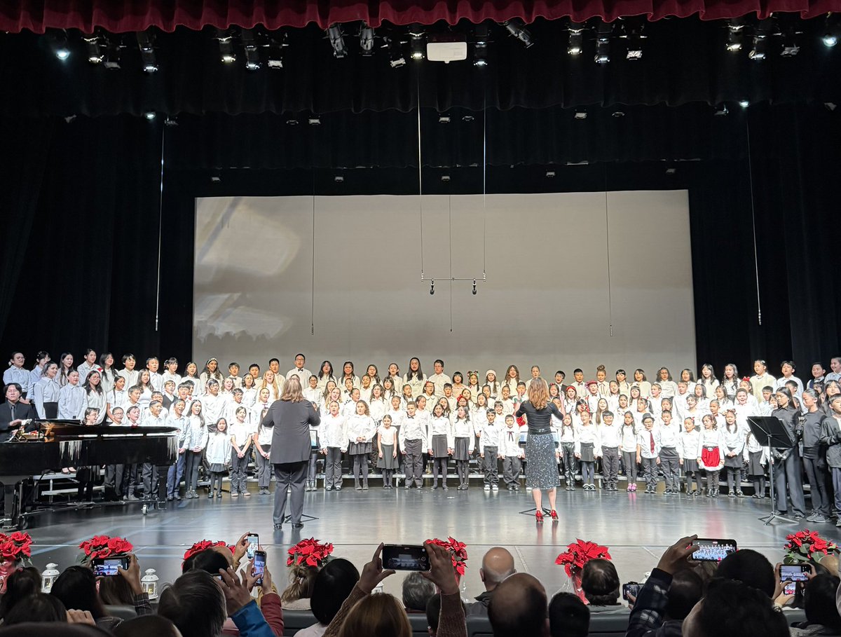 WaveChoir tweet picture