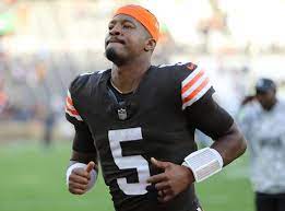 Jameis Winston is the new all-time single game 
Browns passing leader.