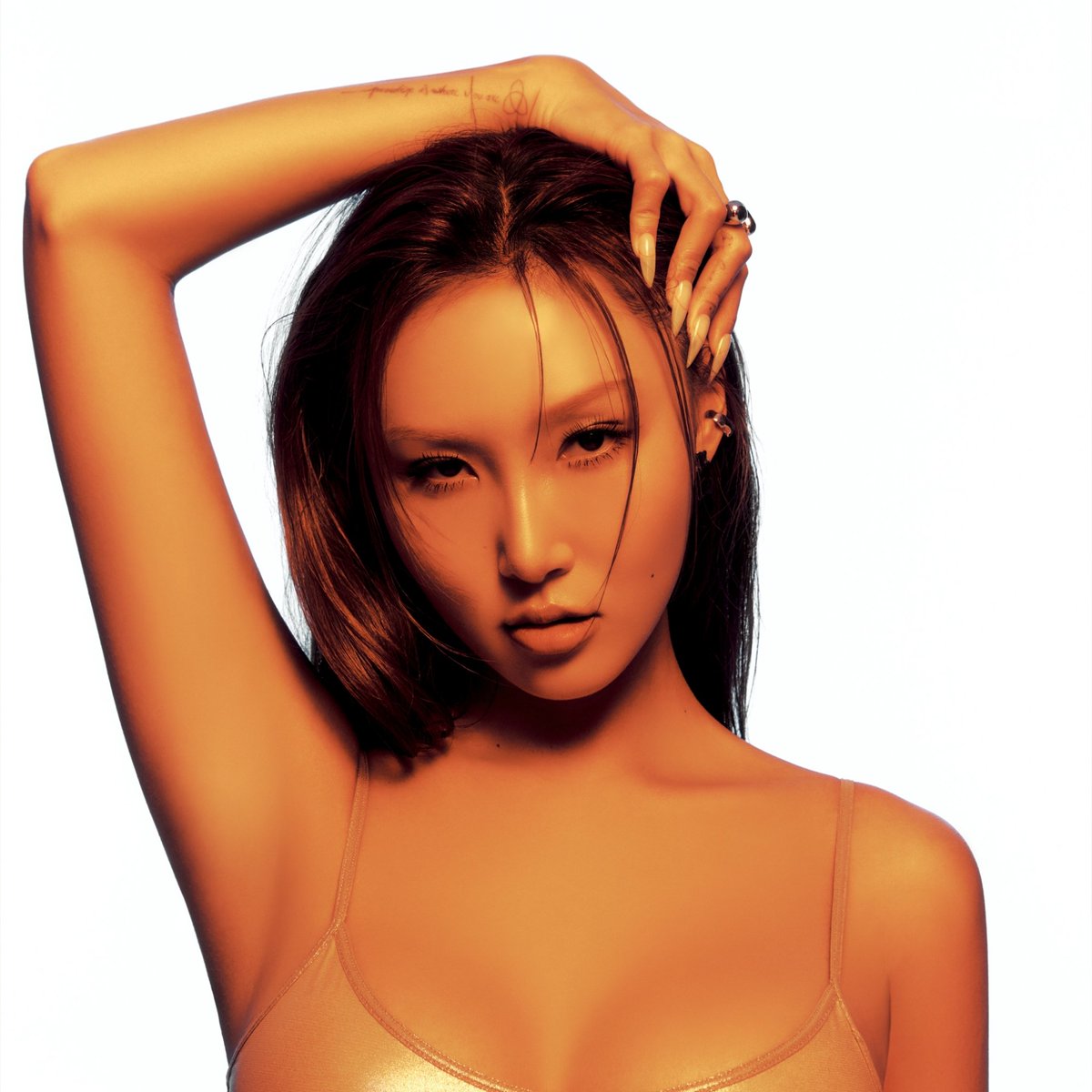 OneilyMusic's tweet photo. HWASA announces the North American tour schedule for her live show, ‘Twits.’ https://t.co/mYpzddn99X