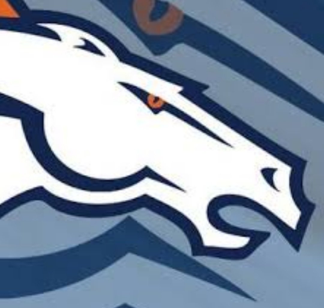 zwhizo's tweet photo. RT @DenverBroncosMx: @BRONCOS WIN !! 
8-6 https://t.co/42yRDYU2LB