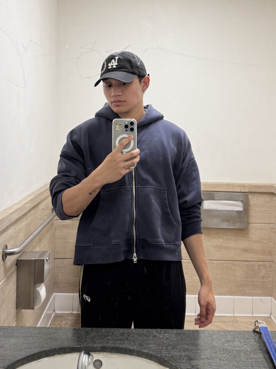 sam tweet media
