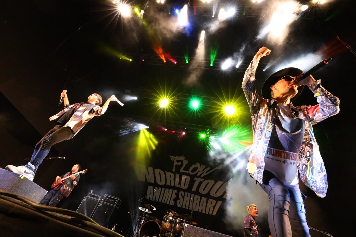 FLOW_official's tweet photo. 『FLOW WORLD TOUR "ANIME SHIBARI 
2024-2025”』in Lima🇵🇪

¡Acabamos de terminar nuestro segundo show en Lima!🔥
¡Muchas gracias por estos dos días increíbles!🎸

¡Estamos muy felices de haber conocido a tantos fans!
¡Volveremos pronto!🥳

#Lima #flowanimeshibari https://t.co/aI2j7vejTq