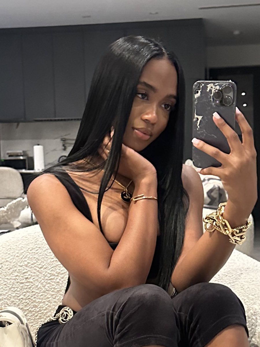 Ms. Rose tweet media