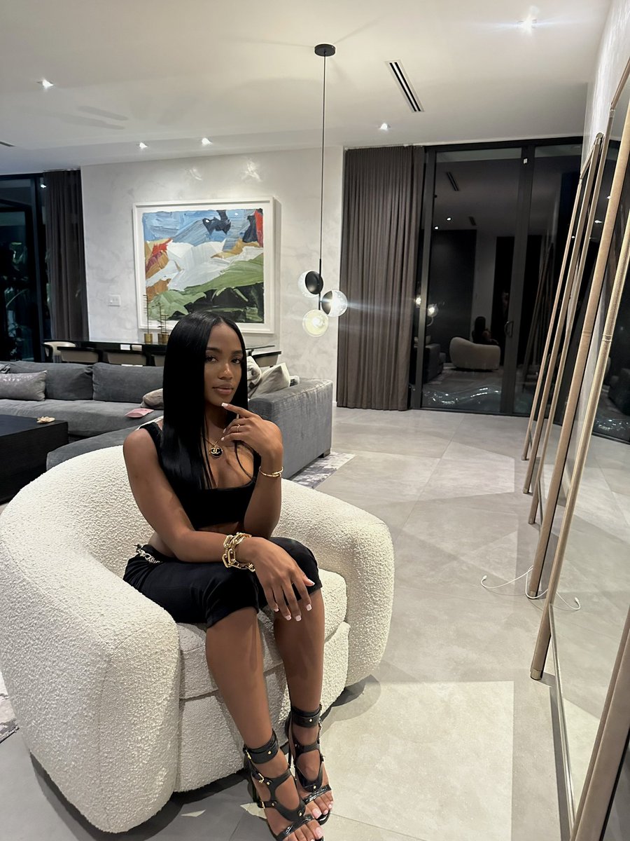 Ms. Rose tweet media