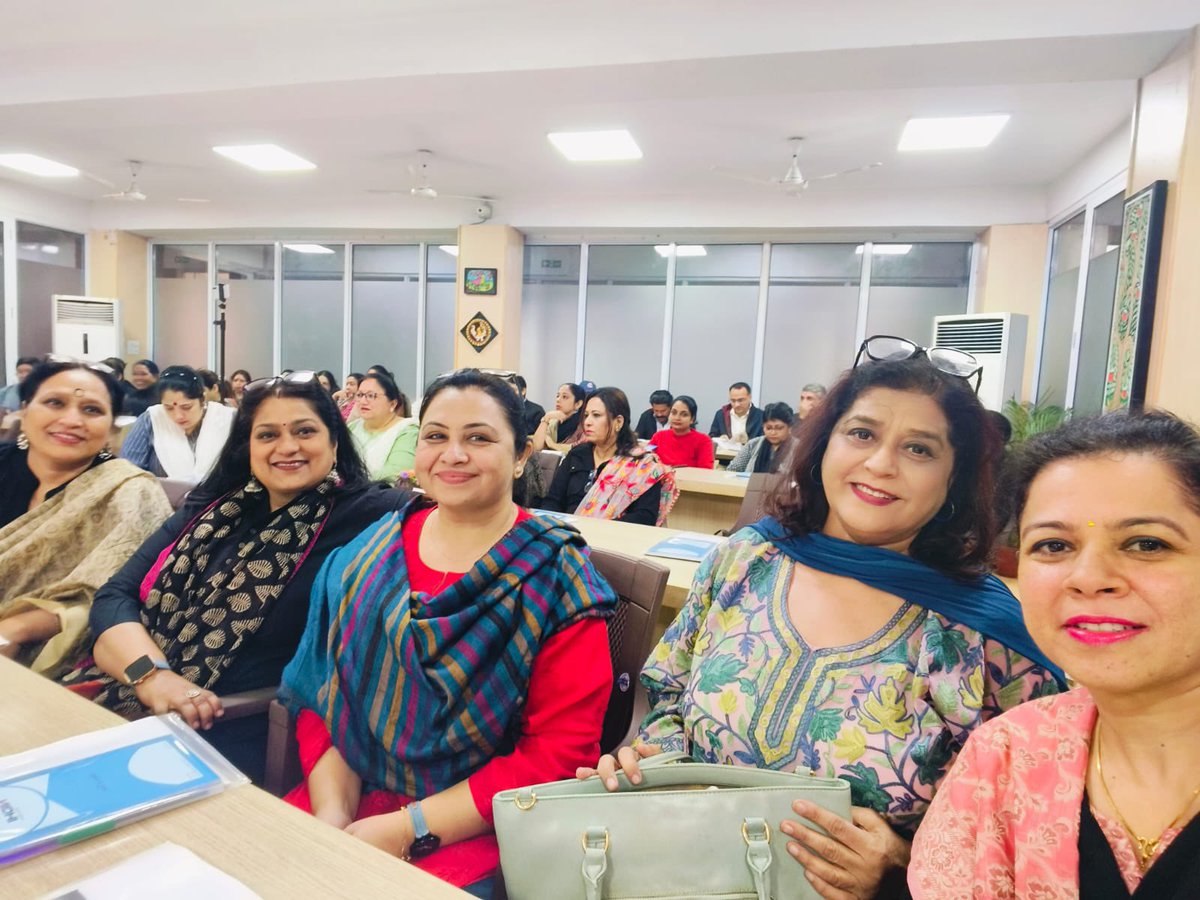 PublicAhlcon's tweet image. Teachers from Ahlcon attended  CBSE Capacity Building Programme on Learning Outcomes and Pedagogies at Salwan Public School, Delhi.
#LifelongLearning #UnlearnToLearn 
@ashokkp @Ahlconpublic1 @seemasoniaps @MamthaSays @monikakarnatac @GanguliKuhu