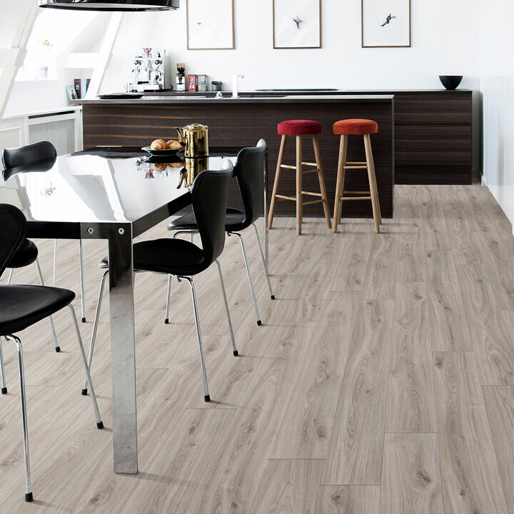 LeoLine UK tweet media