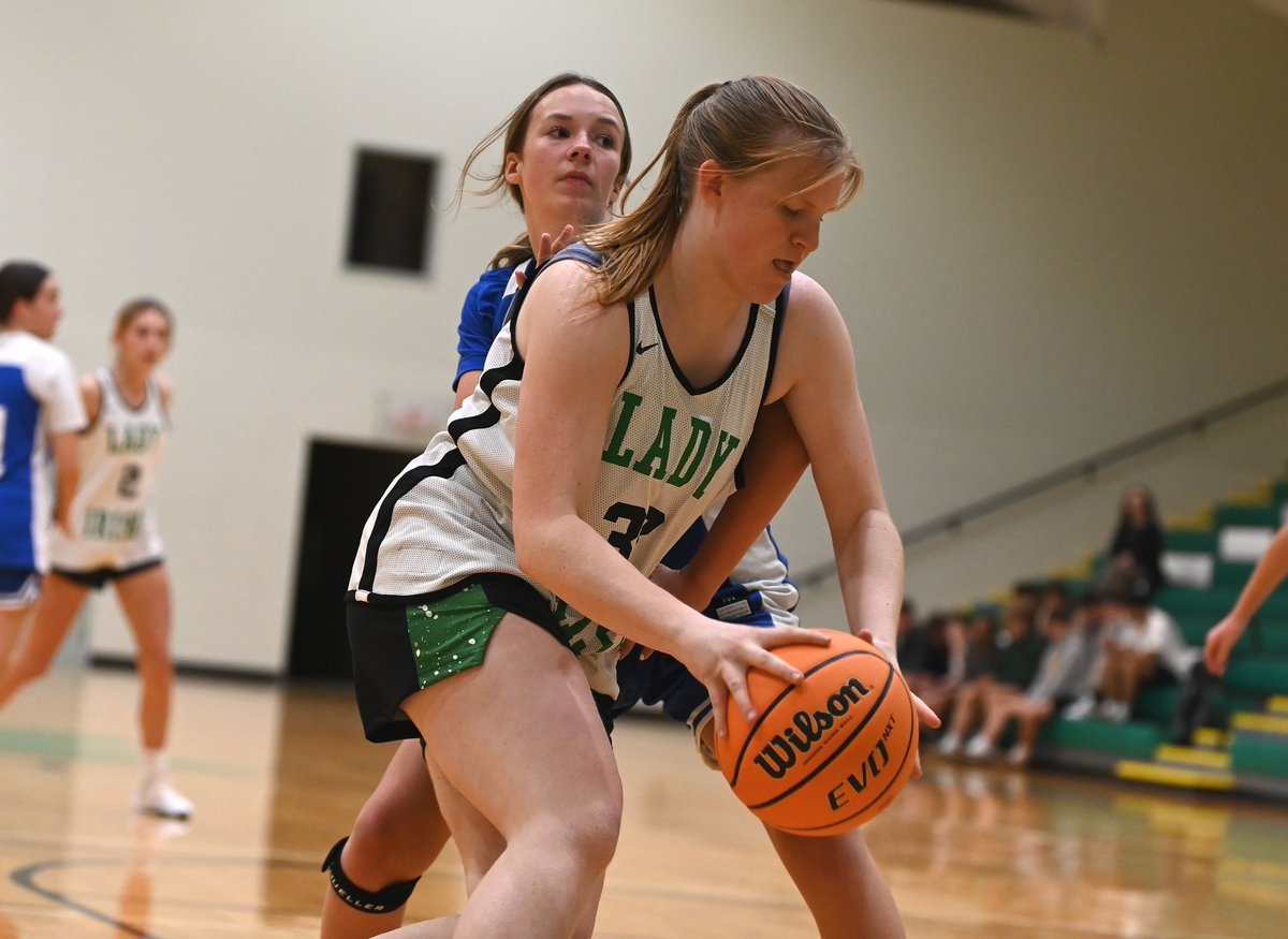 Last scrimmage vs Ripley! Regular season up next...☘️🏀☘️#betteryourbest #beatyesterday #weoverme <a href="/cchssports/">CCHS Athletics</a>