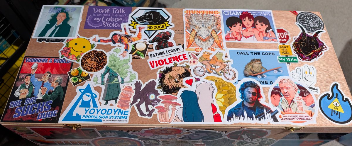 RoboCop Tradwife tweet media