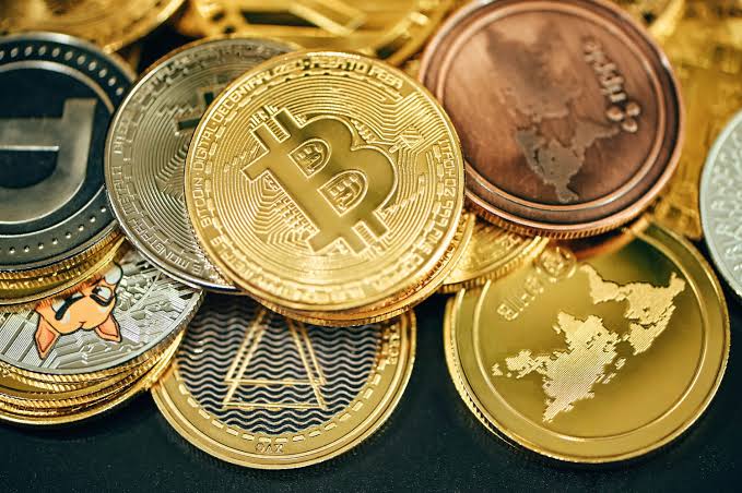 Jahid2183's tweet image. What’s your favorite #cryptocurrency for 2024?
1. #Bitcoin
2. #Ethereum
3. #Solana
4. #XRP
5. Other (comment below!)
Let’s see who wins! 🔥
#CryptoCommunity #CryptoPoll #Web3