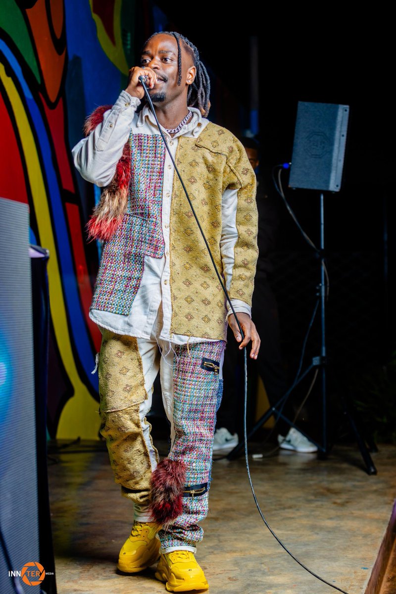 neLevel raane mukomana uyu, tingati locally anogona kuzadza chii ?