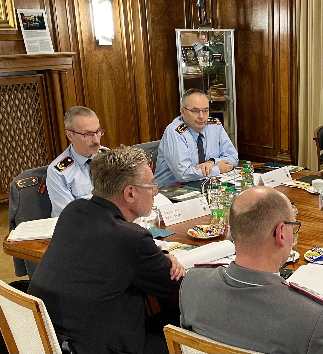 Inspekteur des Heeres tweet media