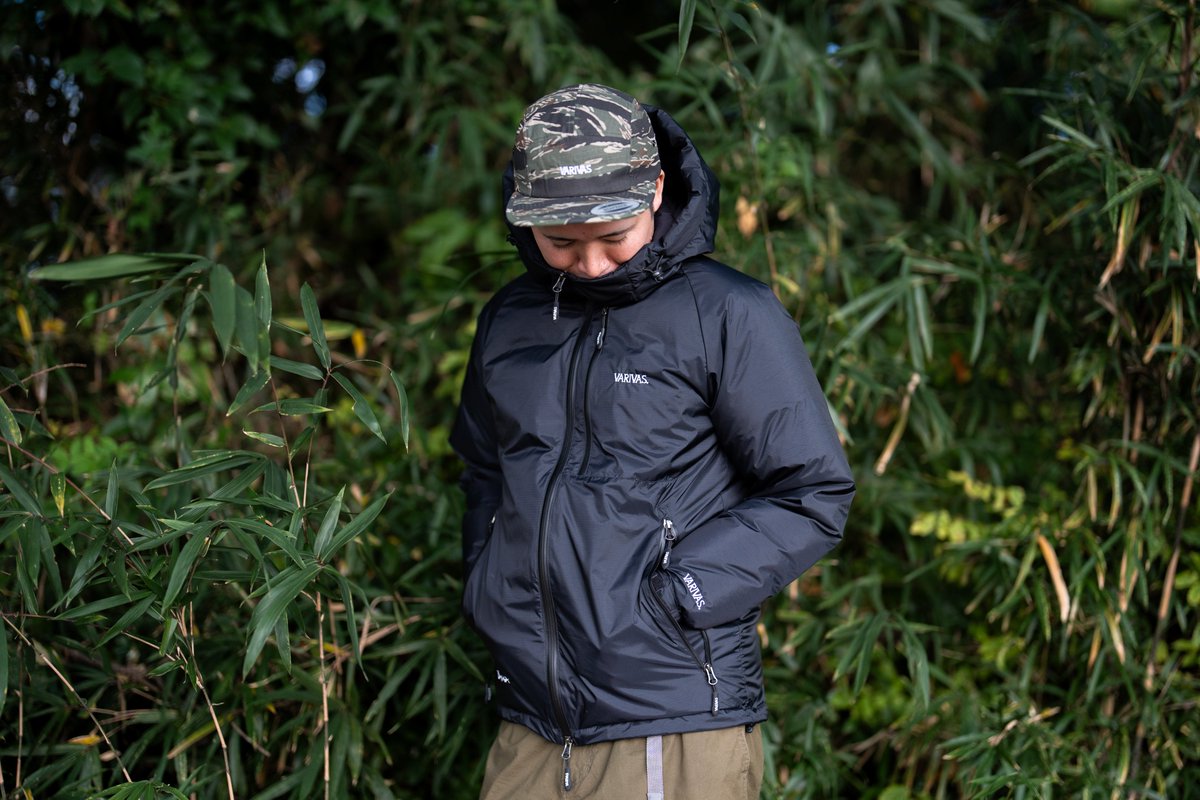 【釣りしか勝たん】NANGA × VARIVAS ダウンジャケット M NANGA × VARIVAS】 ＜Special Collaboration 1st edition＞ 『オーロラ