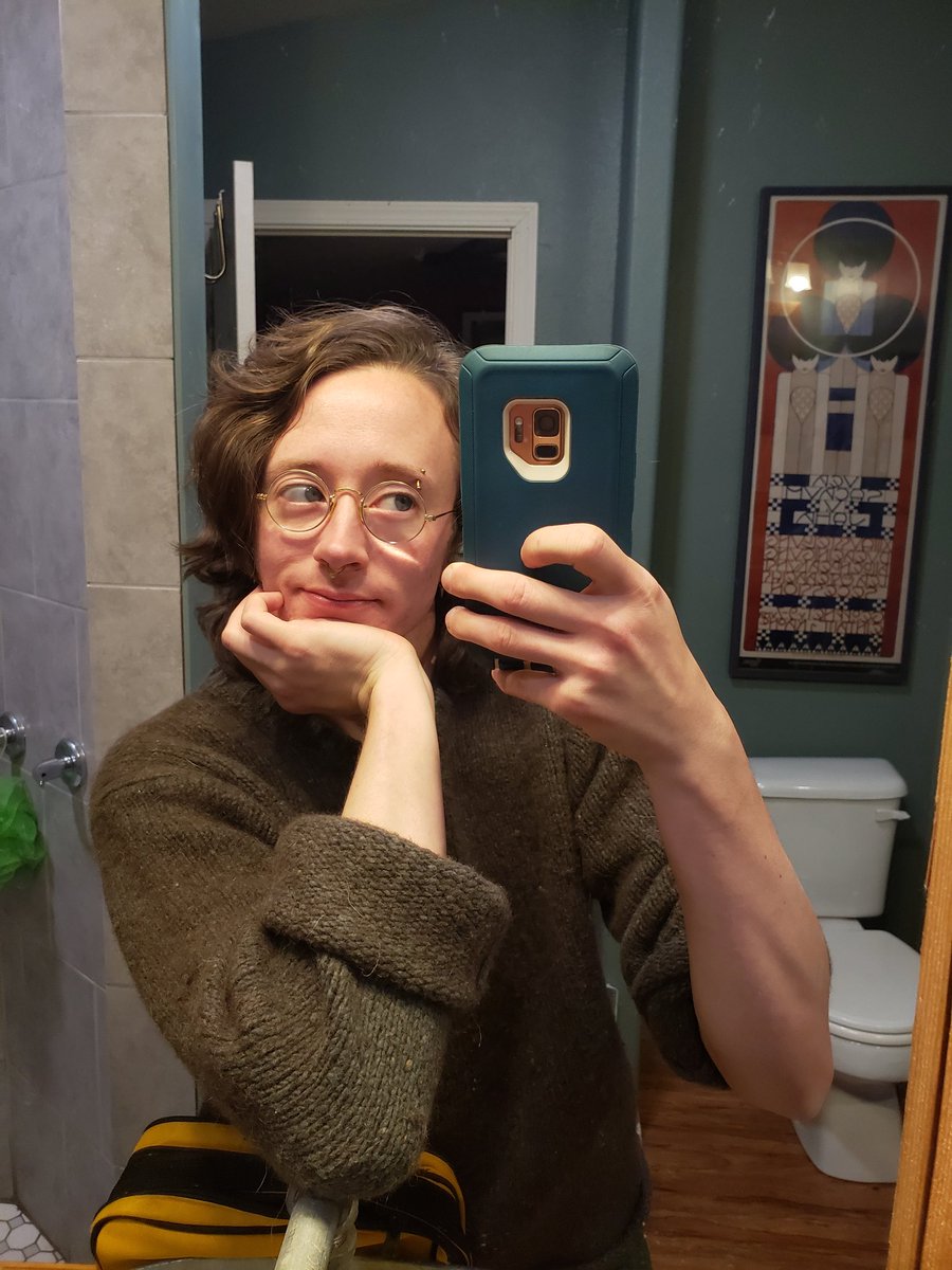 cowbeing's tweet photo. Just got my new frames! If you, like me, struggle with finding glasses for your tiny baby face, I recommend looking up vintage frames from the 1920s and 30s!

There's a lot floating around and you can get them in smaller sizes than you can usually get new! https://t.co/4cit63yl0U