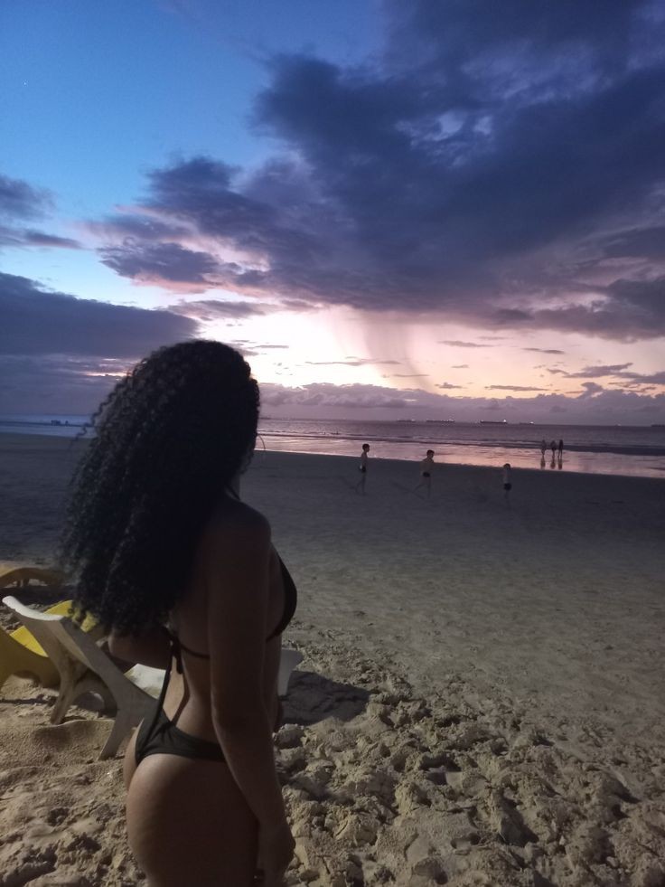 Que saudade de sentir a brisa do mar, o som das ondas e a paz que só a praia traz. 🌊✨