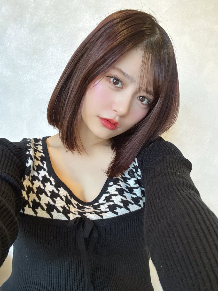 おとな雰囲気もすてき❤️ #赤のアイドル #あまねき #FRUITSZIPPER