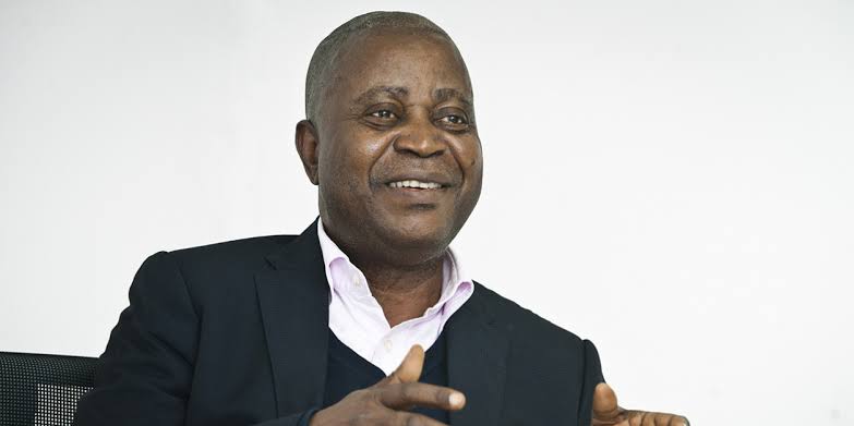 IlambwetsiP's tweet photo. @MuzitoAdolphe nous avait dit que @fatshi13 est pire que Kabila n'avait-il pas raison de le dire !!! La dictature s'installe et Monsieur Muzito concocte avec Fatshi. Paradoxe @dmumengi @MartinFayulu @actualitecd @neo tout ça pour ses intérêts personnels. https://t.co/GDRxyuBXMp