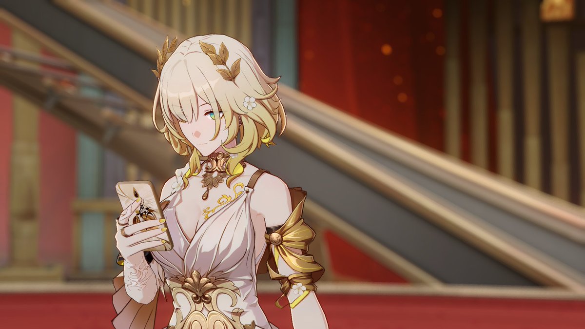 Aglaea on her phone! Pretty girl🪡