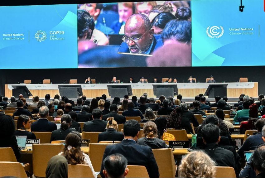 Groen licht wereldwijde handel koolstofkredieten
Vd Gaast <a href="/natCO2markt/">nationaleCO2markt</a> “Hiervoor waren nog geen spelregels; nu wel. NL is er in het kader vh Parijs-akkoord niet erg actief in geweest. Het kan emissiereductie in de wereld versnellen door extra privaat geld”boerderij.nl/groen-licht-vo…