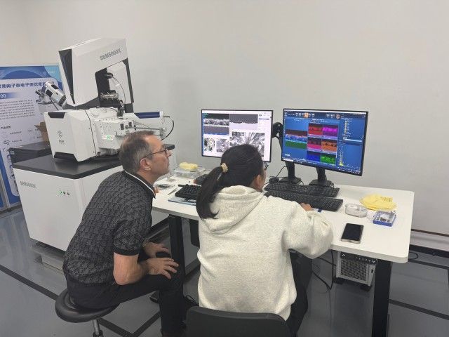 ciqtek's tweet image. CIQTEK is excited to announce its strategic partnership with SYNERGIE4, which becomes the official distributor of CIQTEK Electron Microscopes in France. 

Learn more: buff.ly/4giJaHl 

#ElectronMicroscope #CIQTEK #SEMmicroscope #SYNERGIE4