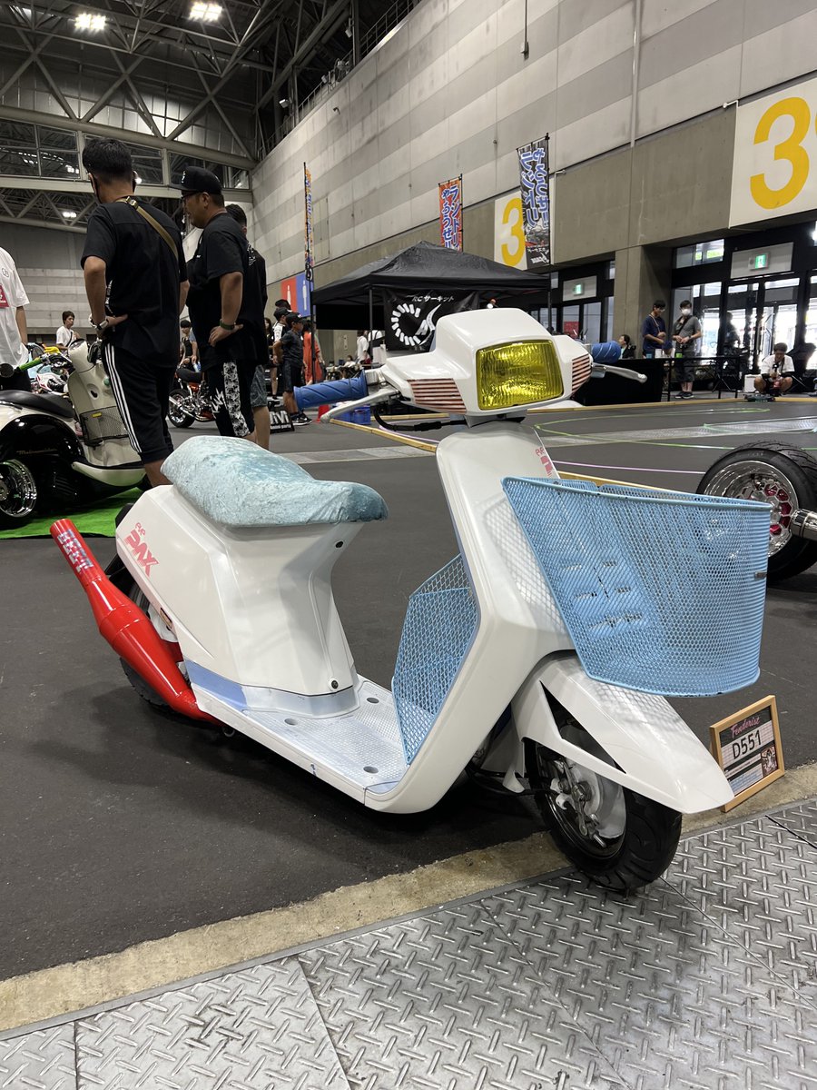 Gd2oWBEbEAASis6.jpg?format=jpg