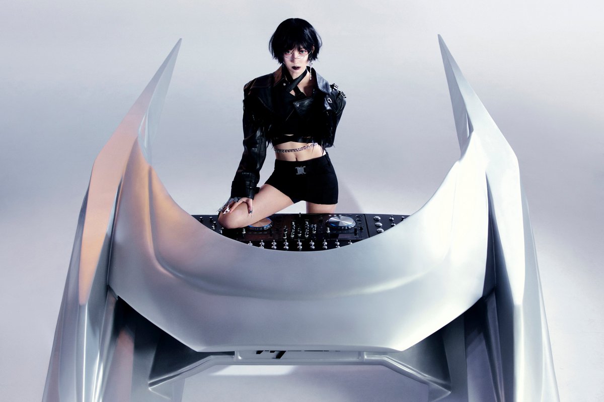 Channeling the energy of unbeatable beat, where every pulse and rhythm ignites the soul. Dressed to impress, I’m ready to drop the bass and unleash an unforgettable vibe. Let the music guide us into an electrifying night! ˖ ݁ 𖥔.