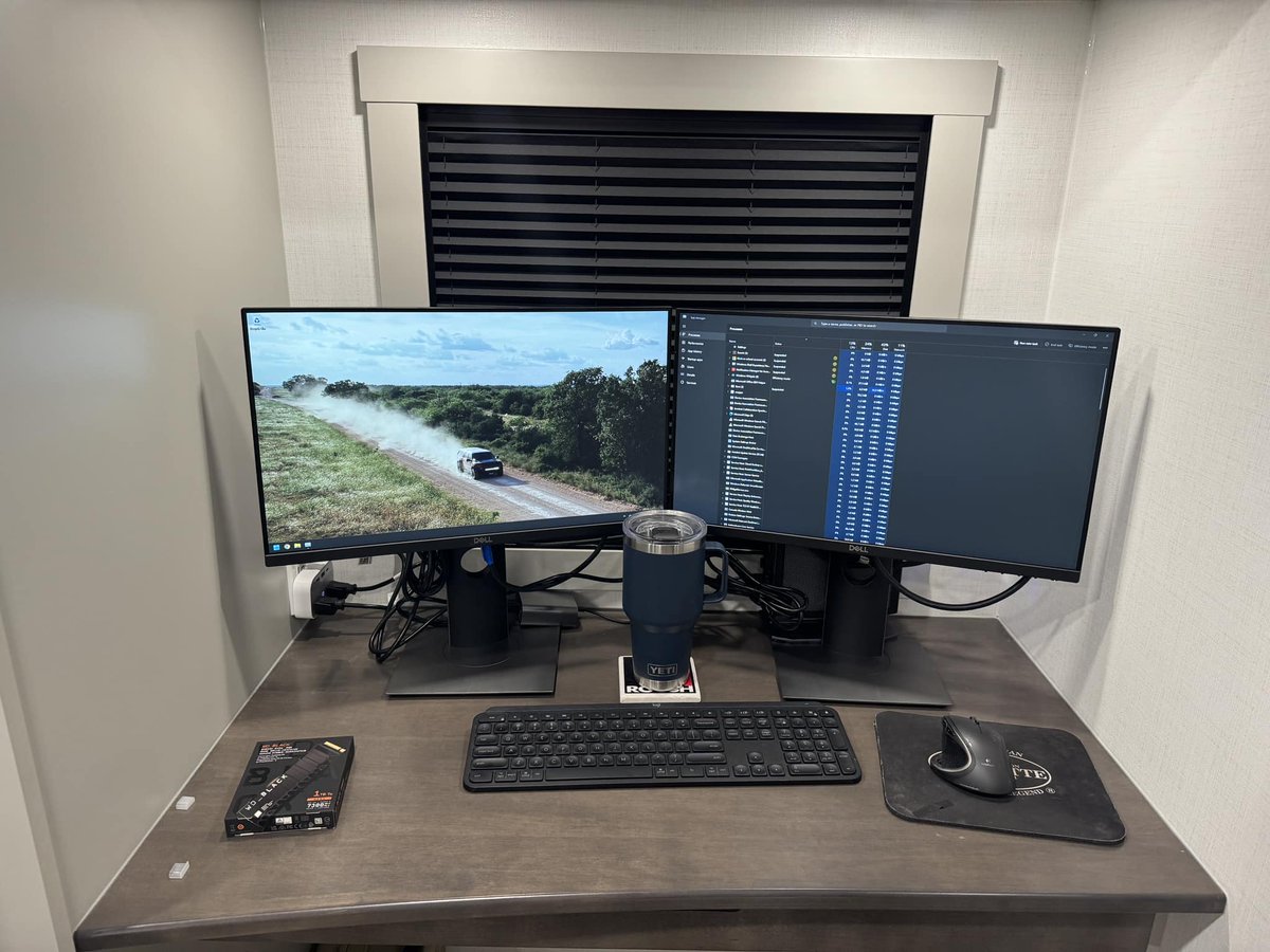 Minisforum_DE's tweet image. Es ist Zeit zum Ausruhen😌Fehlt etwas auf dem Bild?🧐
📷Erstellt von Tyler Key
#Minisforum #MiniPC #CompactDesign #Minispiele #spiel