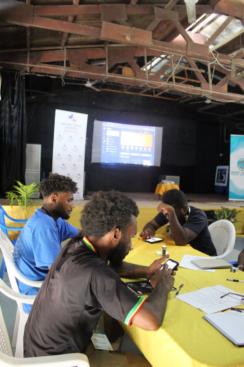 Opening Remarks and Session #1 Highlights from PAYA’s Honiara Workshop🇸🇧 

The morning started with a prayer, opening remarks by Jaydee from <a href="/AusHCSols/">Australian High Commission, Solomon Islands</a>, icebreaker, then our first session on digital skills and Canva. 

#PAYA #Pacific #PacificAusYouth